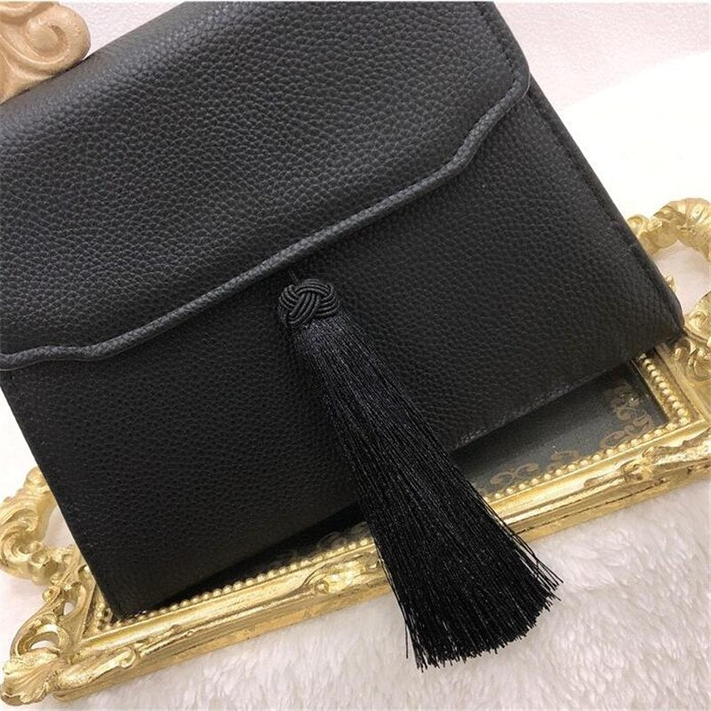 Vintage Tassel Handbag with Wooden Handle Women Black PU Leather Handbags Dinner Clutch Bag for Ladies Tote Bag
